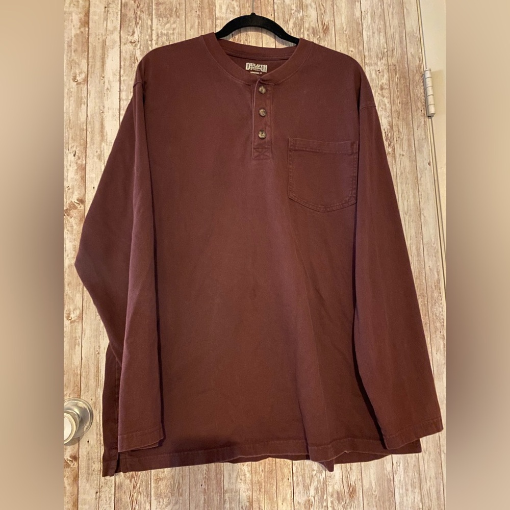 Duluth Longtail T size large maroon long sleeve shirt men's